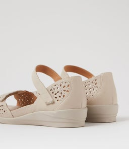 DUSTY W ZR ALMOND LEATHER