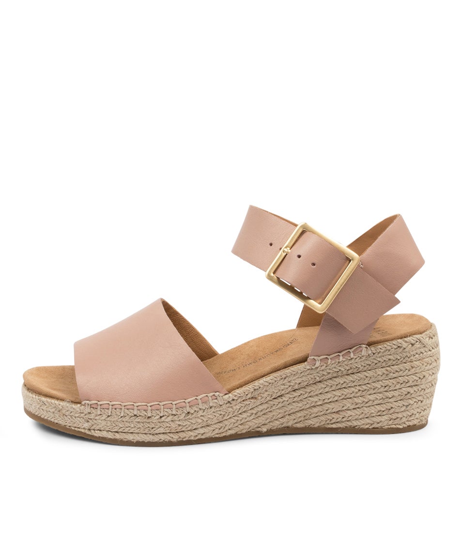 Kraig Xf Blush Leather Sandals Kraig Xf Blush Leather Sandals