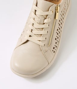 SHOVO XF ZR ALMOND LEATHER