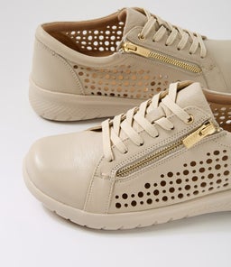 SHOVO XF ZR ALMOND LEATHER
