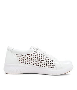 SHOVO XF ZR WHITE WRINKLE PATENT