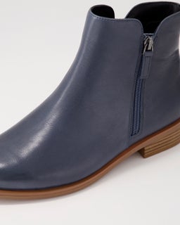 SKYLARS XF ZR NAVY LEATHER