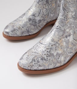 SKYLARS XF ZR SILVER FIREWORKS LEATHER