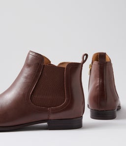 TALIA XF ZR CHOC CHOC HEEL LEATHER
