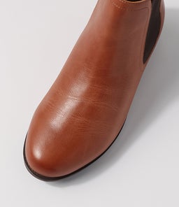 TALIA XF ZR COGNAC CHOC LEATHER