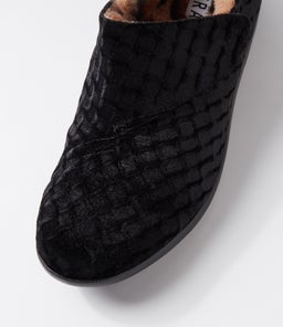 FLISS XW ZR BLACK EMBOSS VELVET