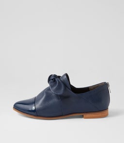 OFUS XF ZR NAVY PATENT LEATHER