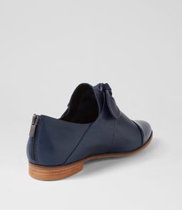 OFUS XF ZR NAVY PATENT LEATHER
