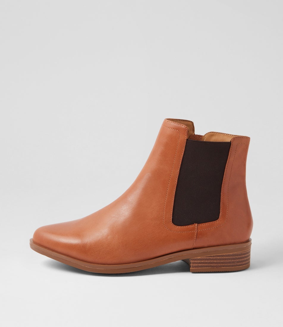 Solvei Xf Cognac Leather Chelsea Boots Solvei Xf Cognac Leather Chelsea Boots