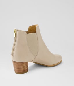 GADORE W ZR ALMOND LEATHER