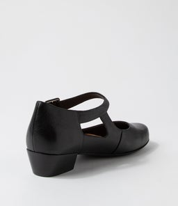 QANGO XW ZR BLACK BLACK HEEL LEATHER