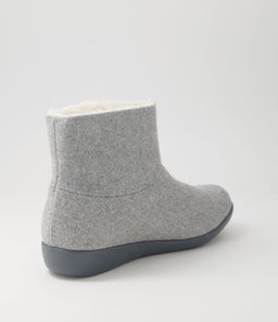 FRILLA XW ZR GREY BEIGE FUR FABRIC