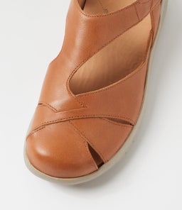 SOFZIE XF ZR TAN LEATHER
