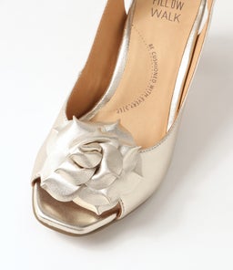 APRILLS W ZR PALE GOLD LEATHER
