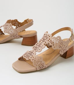 COACHY W ZR BLUSH LEATHER
