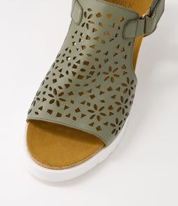 PERYNN W ZR OLIVE LEATHER