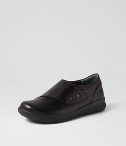 SATORU XF ZR BLACK BLACK SOLE LEATHER
