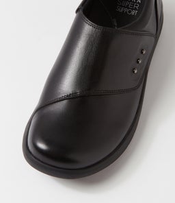 SATORU XF ZR BLACK BLACK SOLE LEATHER