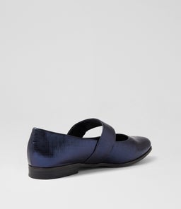 OKLA XF ZR NAVY SQUARES LEATHER