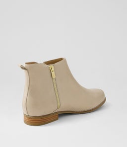 TOKATS XF ZR ALMOND LEATHER