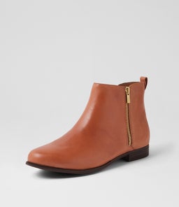 TOKATS XF ZR COGNAC LEATHER