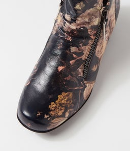 QUENNO XW ZR ANTIQUE FLORAL LEATHER