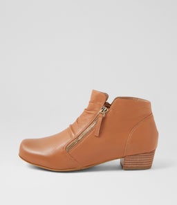 QUENNO XW ZR DK TAN LEATHER