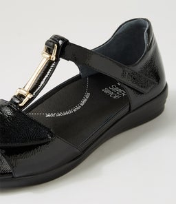 DEZA W ZR BLACK PATENT LEATHER
