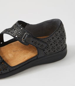 BIZZA XW ZR BLACK BLACK SOLE LEATHER