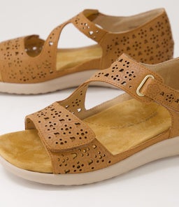 BIZZA XW ZR DK TAN ALMOND SOLE LEATHER