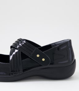 JEQUIE XF ZR BLACK PATENT LEATHER