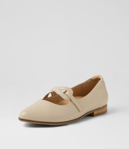 OWAIS XF ZR ALMOND LEATHER