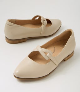 OWAIS XF ZR ALMOND LEATHER