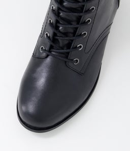 TANES XF ZR BLACK LEATHER