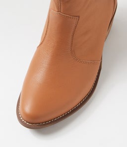 ELLA XF ZR DK TAN LEATHER