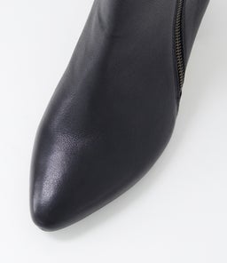 VUNN XW ZR BLACK LEATHER