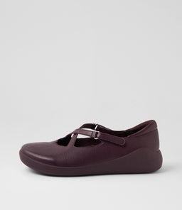 YAVID XF ZR AUBERGINE LEATHER