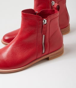 MCTEAL XW ZR DK RED LEATHER