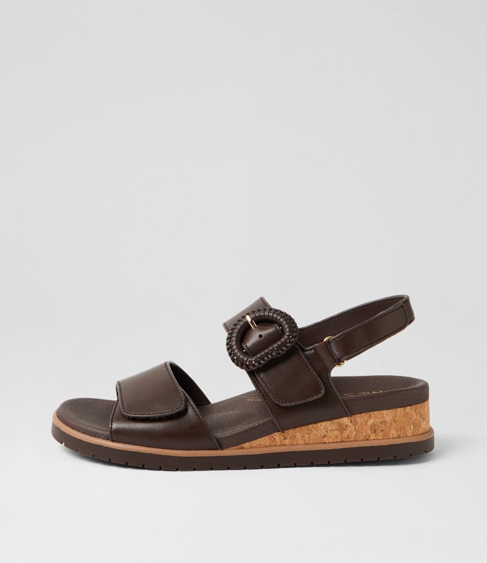 Vatch W Choc Leather Sandals