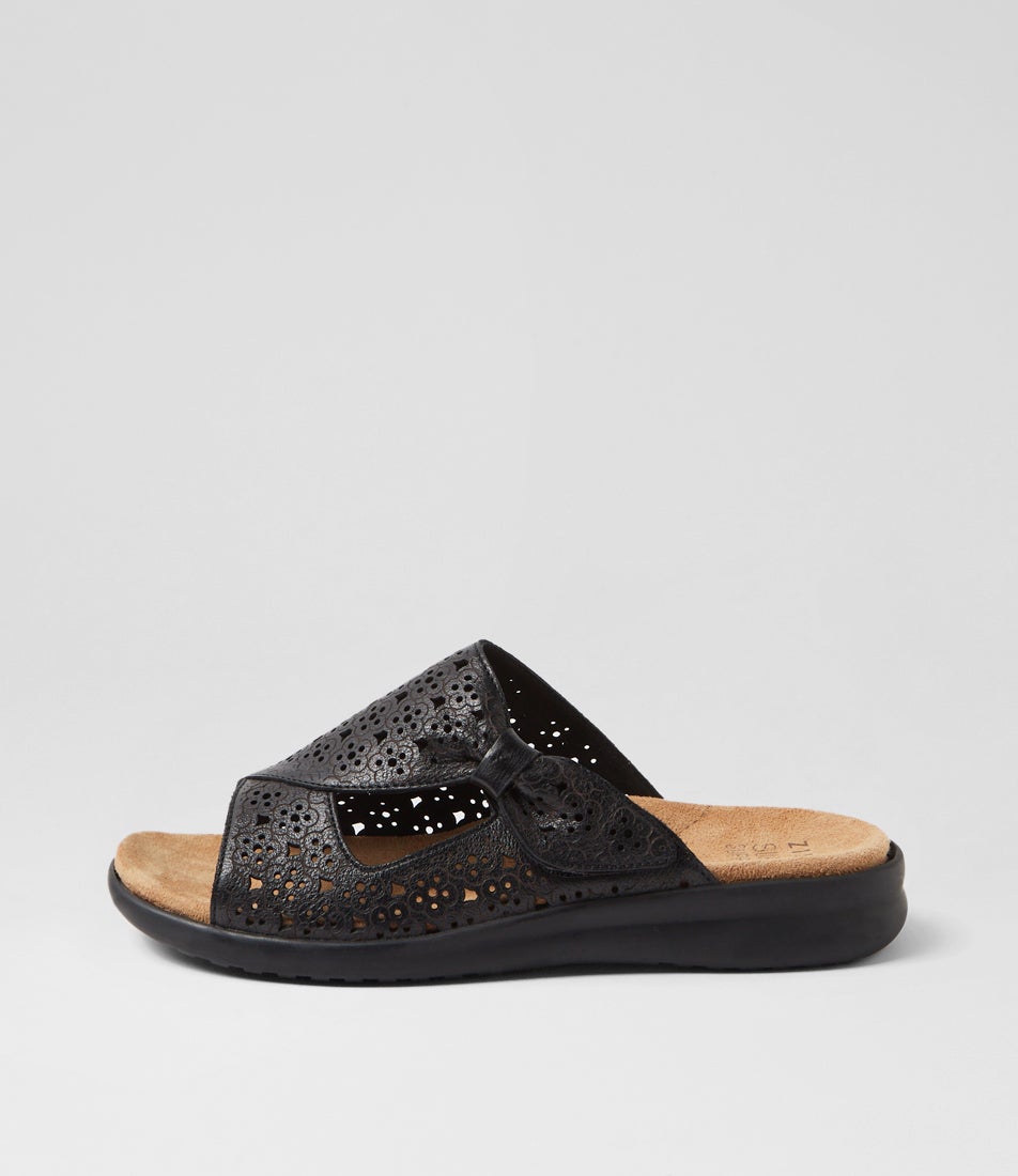Binty Xw Black Leather Sandals