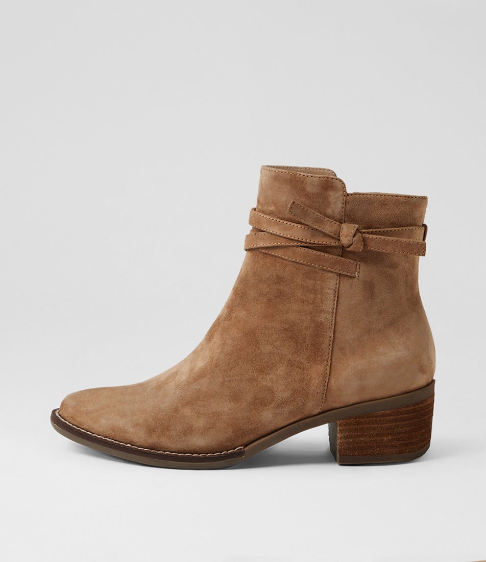 Ellon Xf Light Choc Suede Ankle Boots Ellon Xf Light Choc Suede Ankle Boots