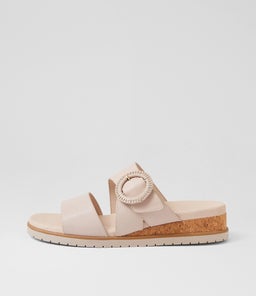 Vatha W Almond Leather Sandals Vatha W Almond Leather Sandals