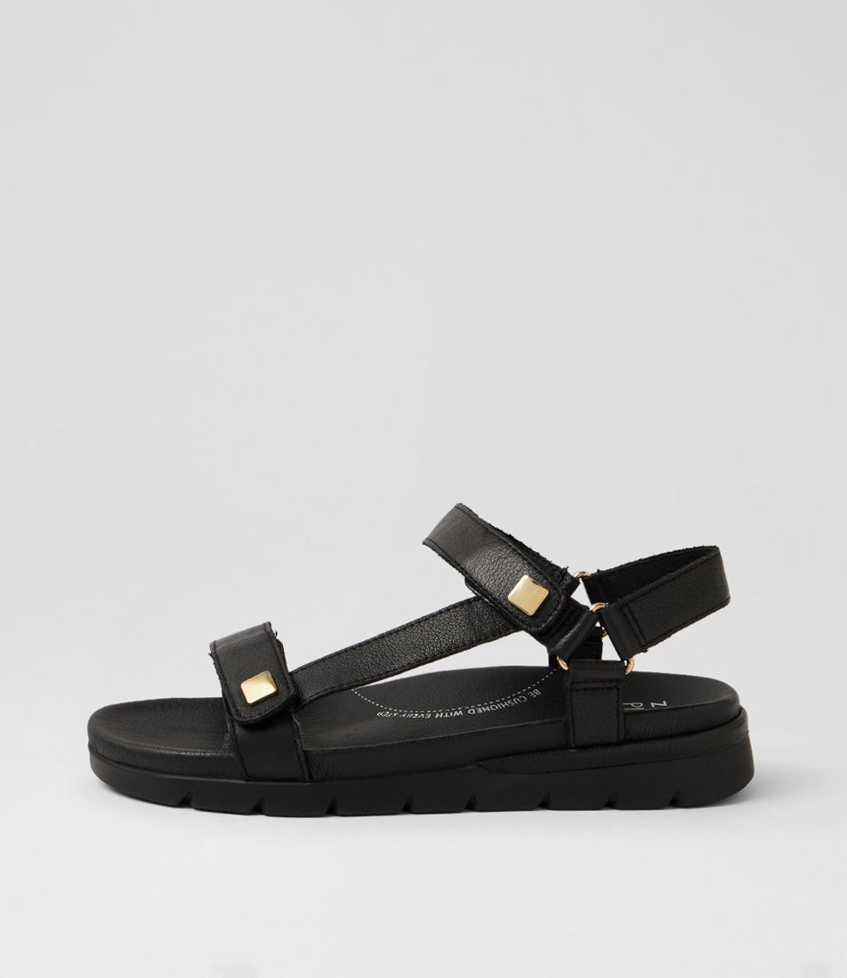 Adiela Xw Black Leather Sandals
