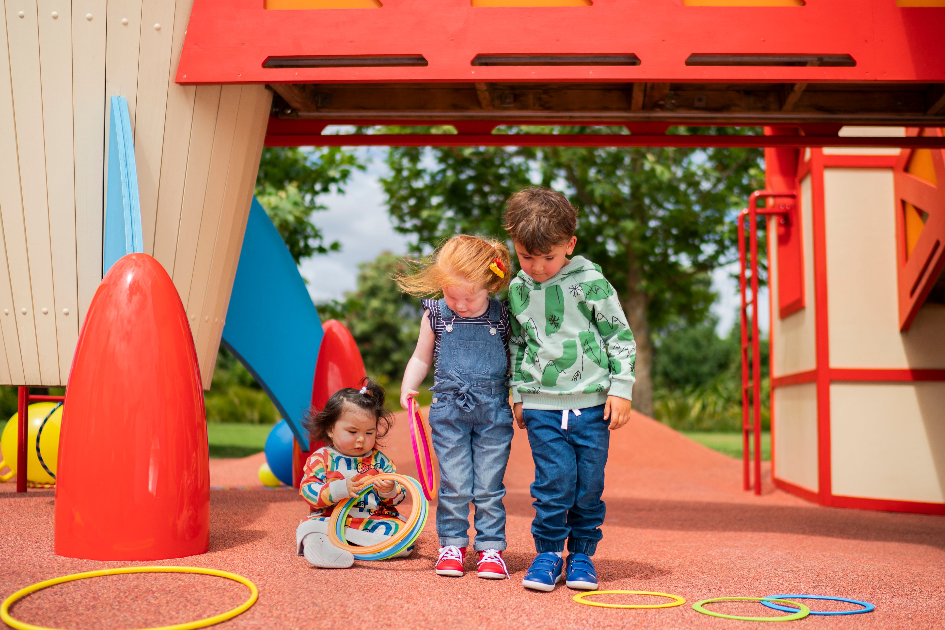5 Signs It's Time To Buy New Shoes For Your Child