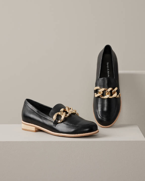 Women's Flats